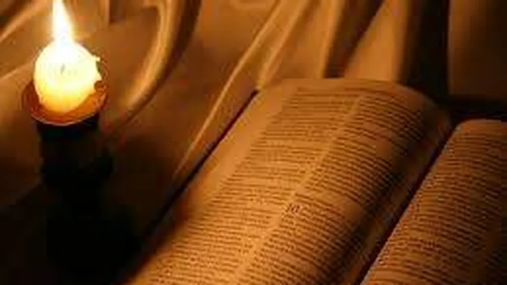 Imagem biblia luz do artigo ‘Apocalipse - o livro da Esperança Cristã' (pt 27)