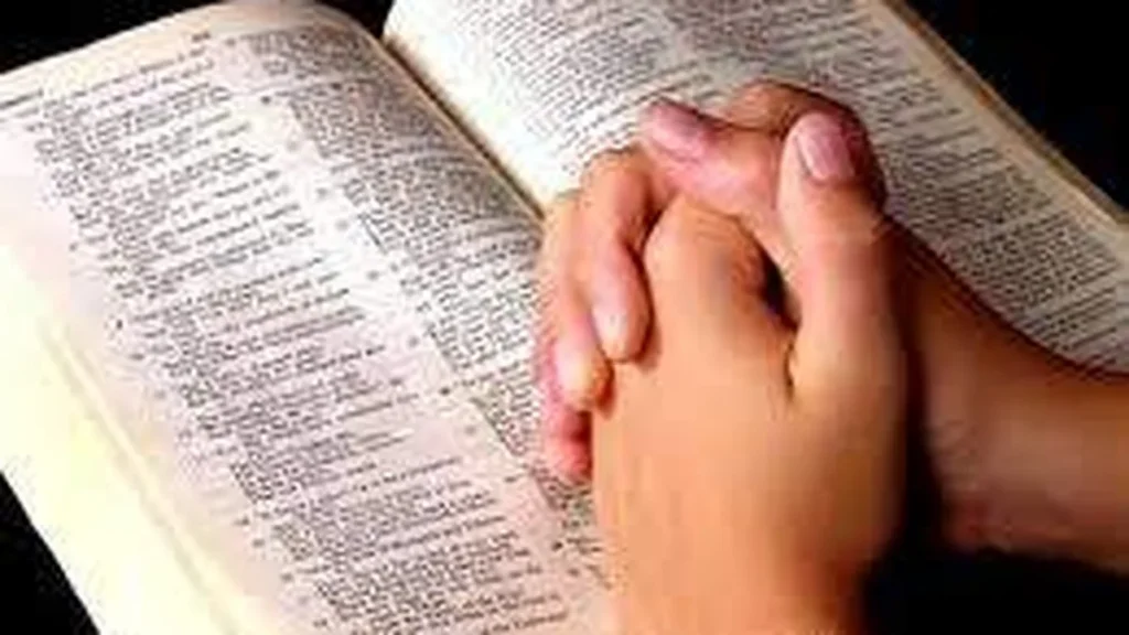 Imagem biblia oracao do artigo ‘Apocalipse - o livro da Esperança Cristã' (pt 35)