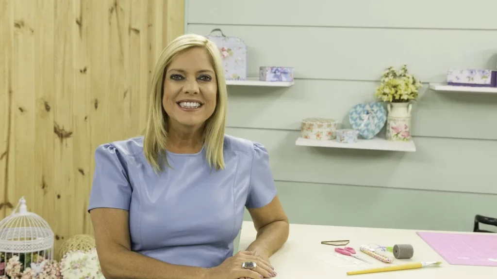 Imagem Claudia Pacheco Apresentadora do Vida com Arte do artigo Apresentadora