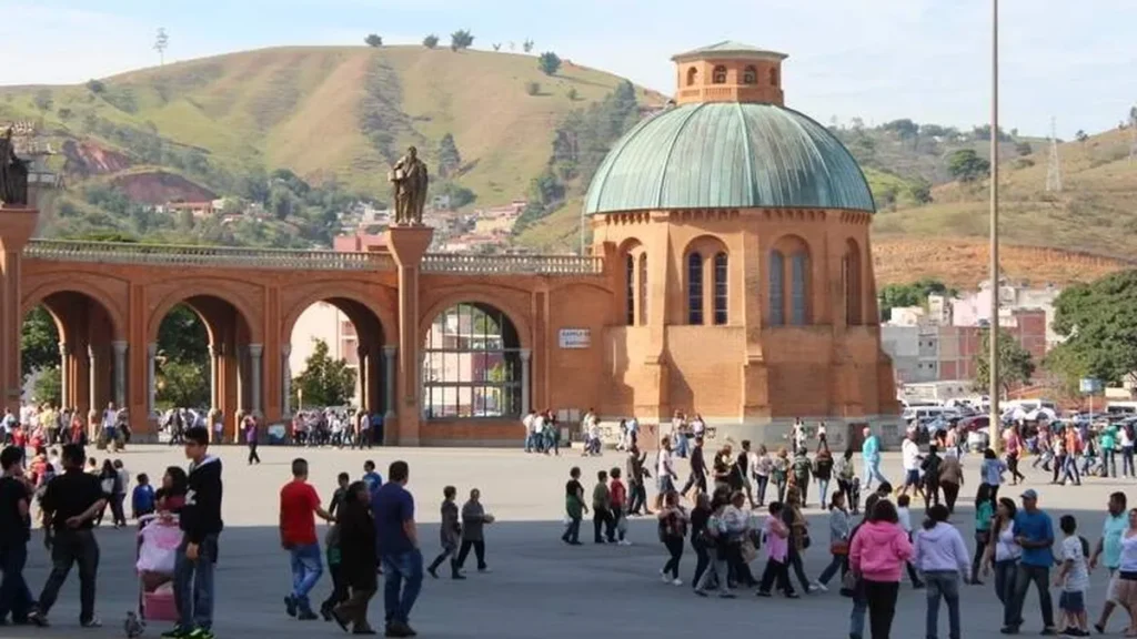Imagem movimento santuario do artigo 40 mil peregrinos devem acompanhar a celebração de Corpus Christi no Santuário Nacional