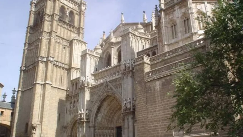 Imagem catedral de toledo espanha 001 do artigo História da Igreja na América Latina: A influência do Império Espanhol