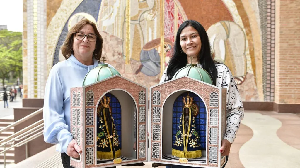 Imagem Aparecida pelo Brasil nov22 do artigo Devoção e Empenho na Construção da Casa da Mãe