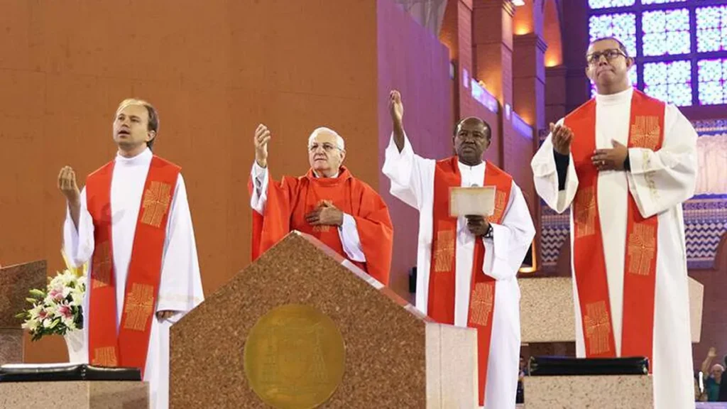 Imagem missa 9h 01062015 15 do artigo Tríduo de Corpus Christi no Santuário Nacional