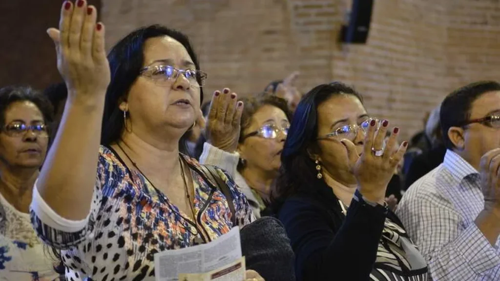 Imagem tlq7171 1 do artigo Doxologia: A importância do 'Grande Amém' na liturgia