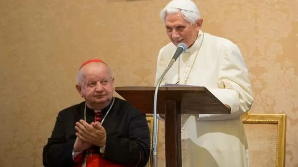 Imagem bento xvi fala sobre musica do artigo “O canto e a música nasceram da dimensão do amor”, diz Bento XVI