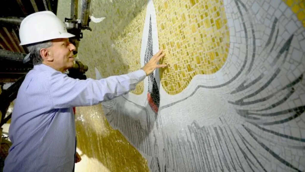 Imagem pastro na cupula do artigo Morre Cláudio Pastro, maior nome da arte sacra brasileira na atualidade