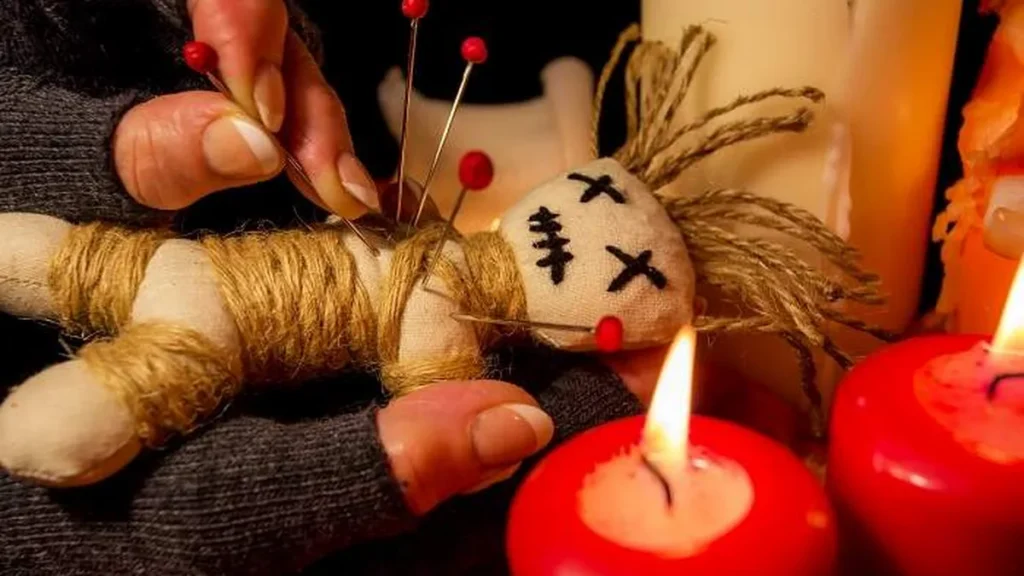 Imagem shutterstock do artigo Existe perigo nas maldições, magias e feitiços?