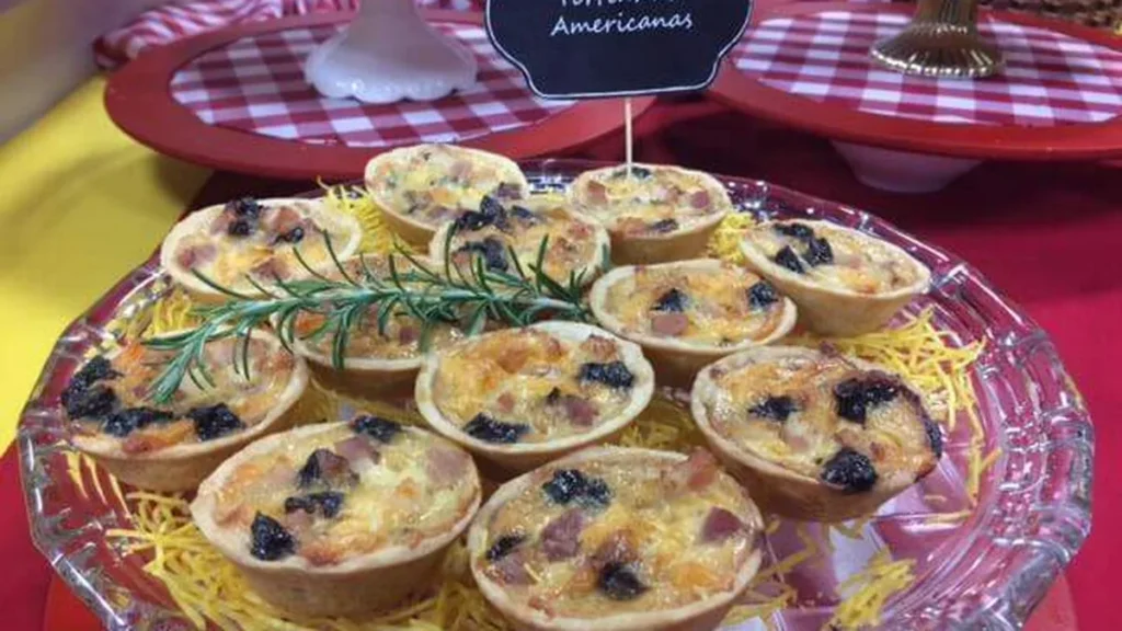 Imagem tortinha americana do artigo Minicurso de salgadinho: tortinhas americanas