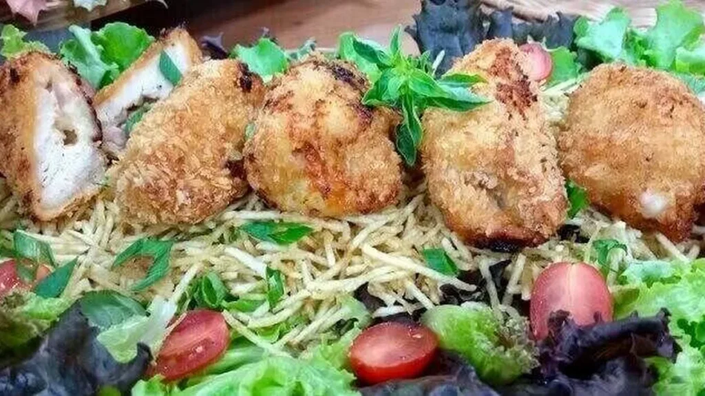 Imagem frango cordon bleu do artigo Frango Cordon Bleu e arroz cremoso com cebola caramelada