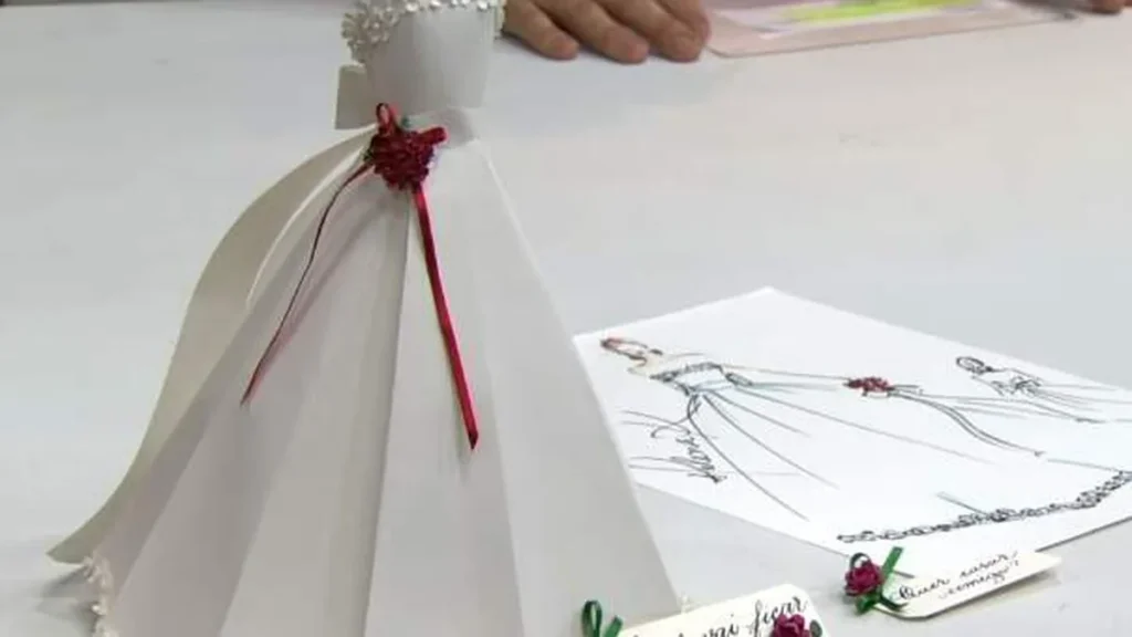 Imagem vestido em papel do artigo Aprenda a fazer vestido de noiva em papel com Helena Kavano