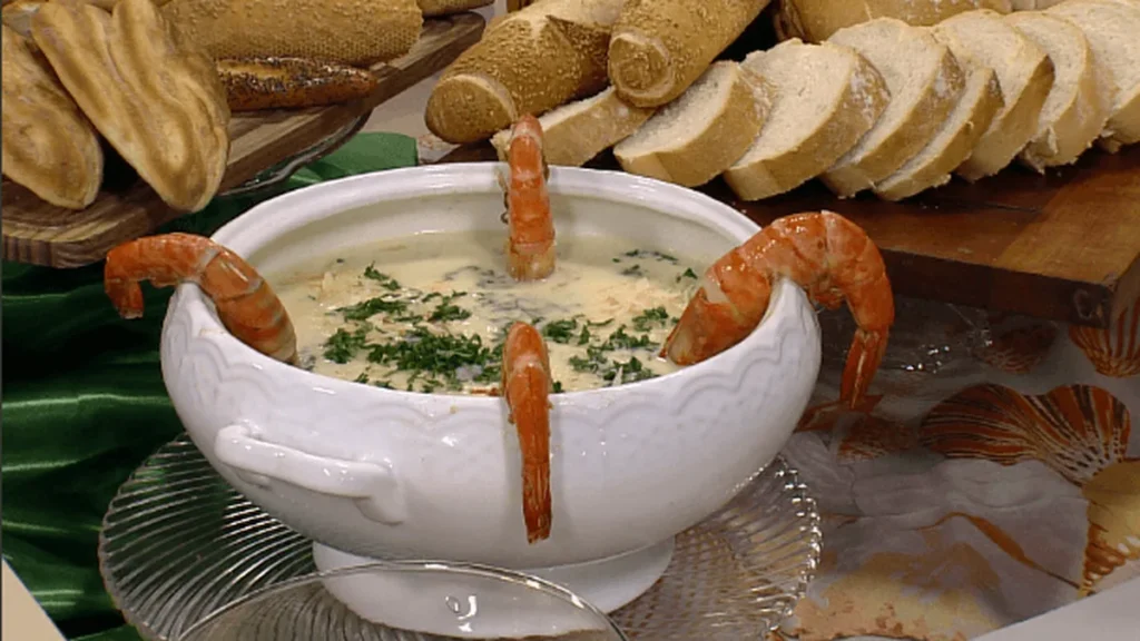 Imagem sopa1 do artigo A Chef Fátima Brandão te ensina a fazer uma deliciosa sopa de alho poró!