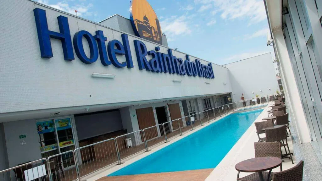 Hotel Rainha do Brasil recebe premiação internacional de hospedagem