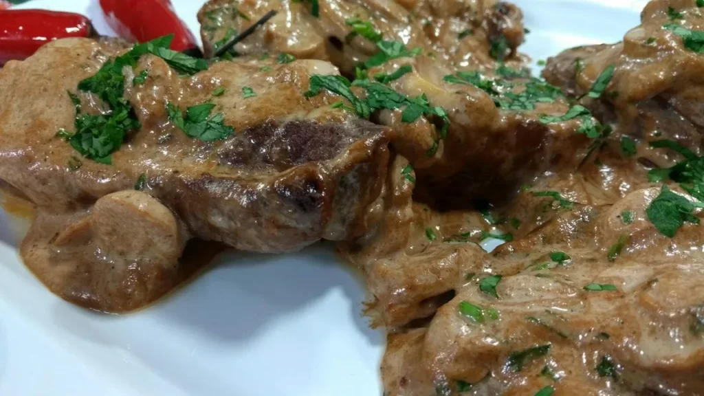 Imagem PICANHA COM COGUMELOS E POLENTA DE ESPINAFRE do artigo Picanha com cogumelos e polenta de espinafre!