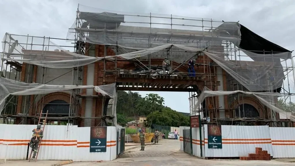 Obras Portal Entrada Cidade Romeiro