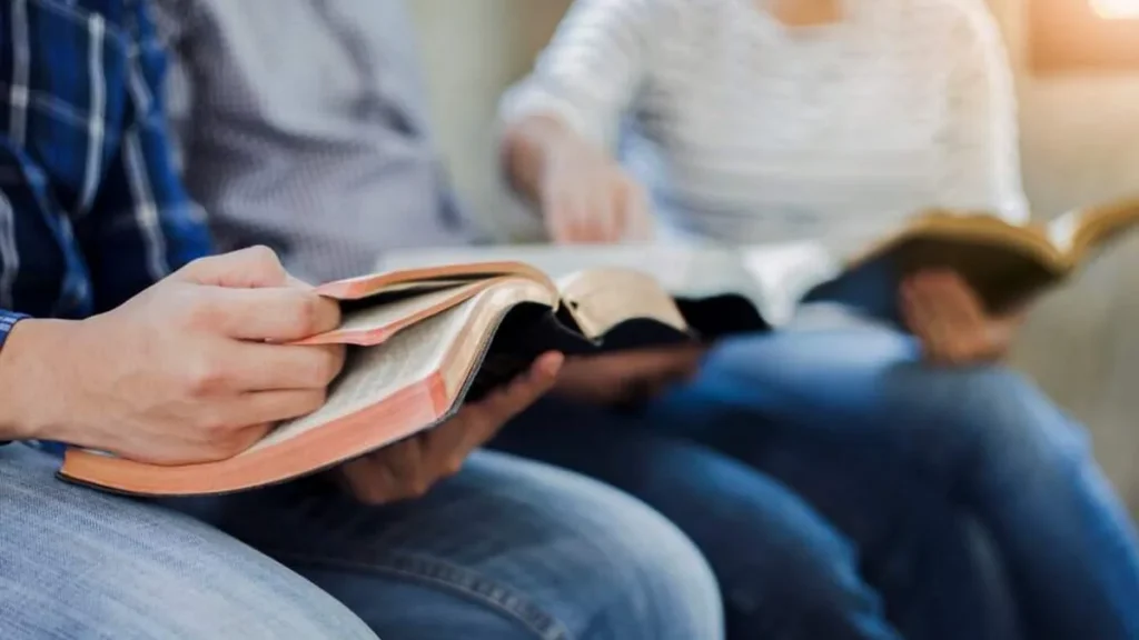 Imagem biblia do artigo 10 curiosidades sobre a Bíblia. Você sabia?