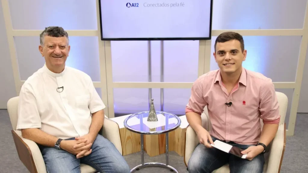 Imagem Padre Inacio e Eduardo Gois Redacao ao vivo quaresma do artigo Padre Inácio conversa ao vivo com o A12 sobre a Quaresma e Semana Santa