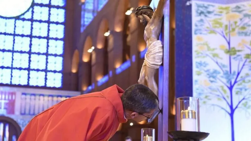 Imagem Sexta feira Santa no Santuario de Aparecida 2019 do artigo Sem a presença de devotos, programação da Semana Santa é alterada
