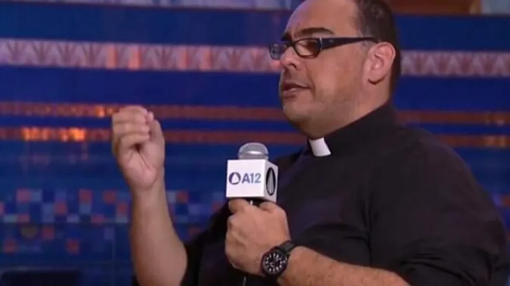 Imagem padre carlinhos do artigo Como vivenciar a Semana Santa?
