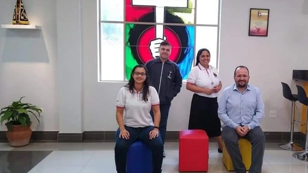 Da esquerda para a direita: Thamara, Pe. Reinaldo, Ir. Eliana e Ir. Joaquim.
