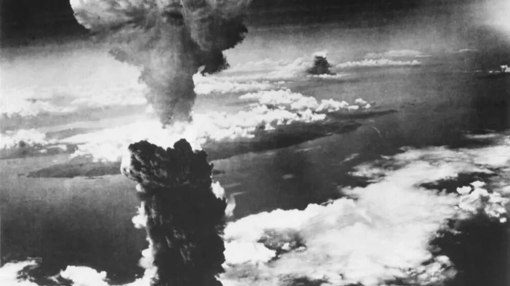 Imagem hiroshima nagazaki do artigo 76 anos da bombas atômicas lançadas sobre cidades do Japão