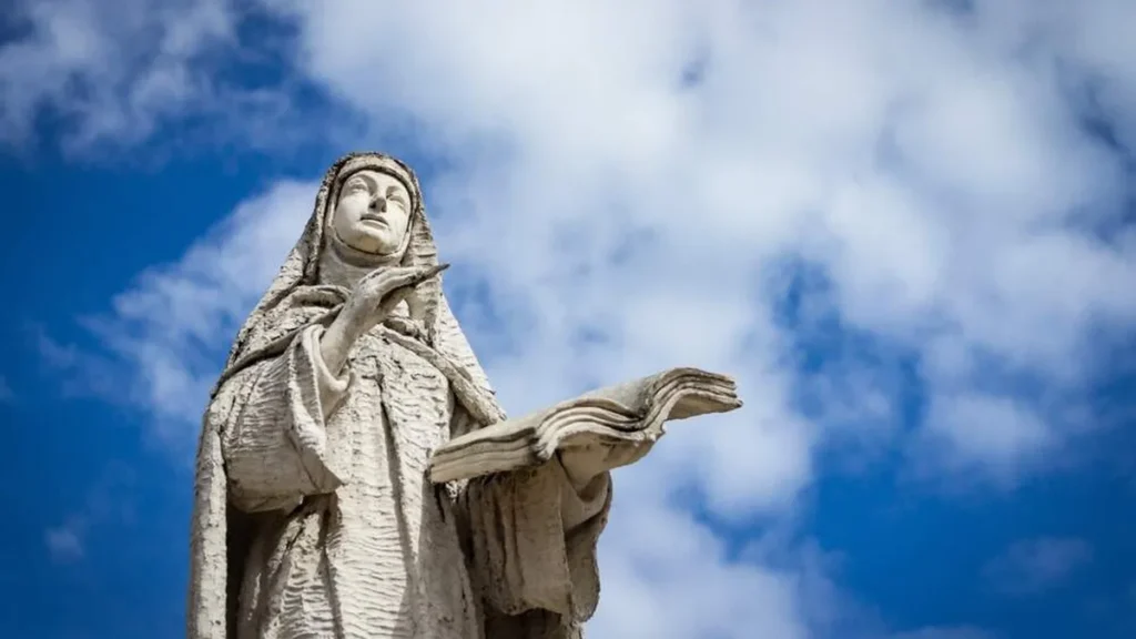 Imagem estatua de teresa davila do artigo 11 ensinamentos de Santos Doutores da Igreja Católica