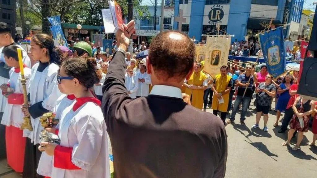 Paróquia passa por trabalho de renovação das Santas Missões.