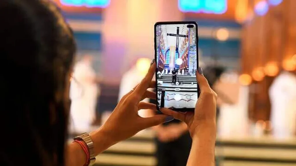 Imagem Celebracoes do artigo Em Semana Santa com igrejas fechadas, internet ajuda fiéis a vivenciarem celebrações