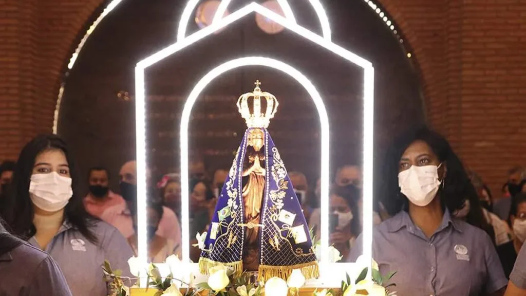 Imagem Dia Oracional Mariano Mar22 01 do artigo Aparecida pelo Brasil celebra a IX Romaria Nacional do Terço das Mulheres!