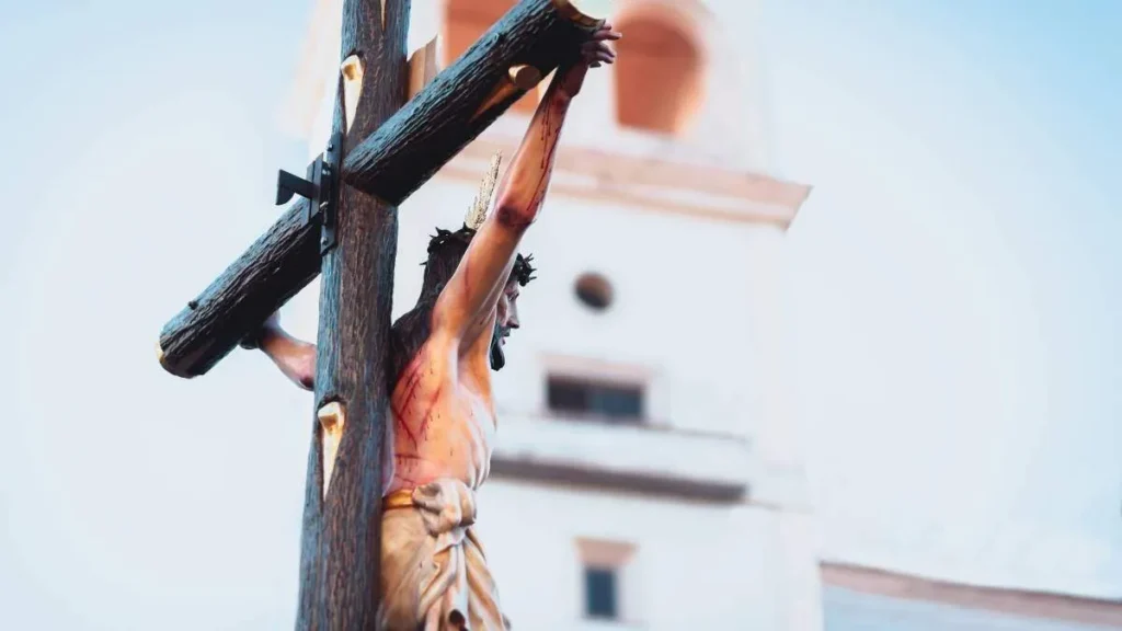 Imagem jesus crucificado do artigo Conheça 5 santos que podem ajudar você a viver a Semana Santa