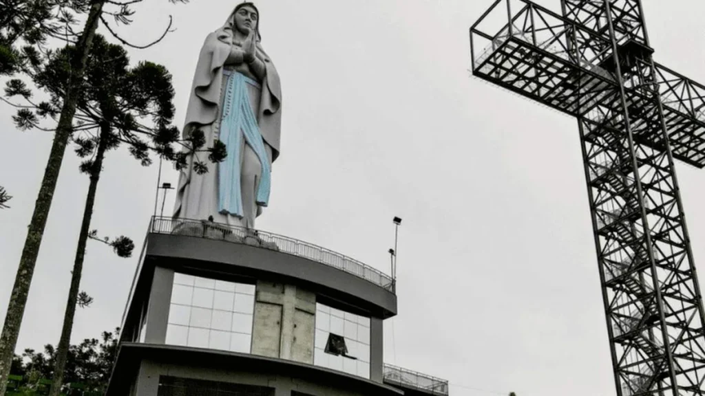 Imagem Complexo Lourdes 1 do artigo Conheça o Santuário de Lourdes e do Louvor em Santa Catarina