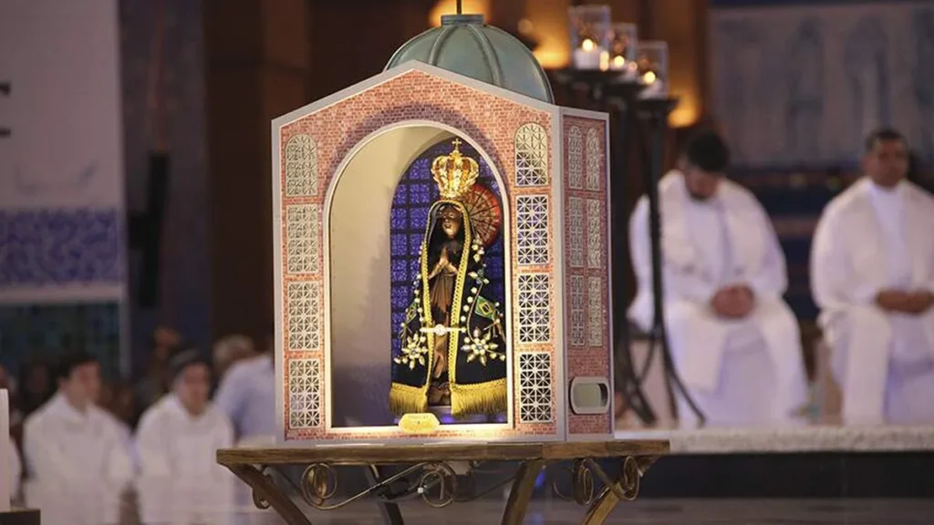 Imagem Dia Oracional Mariano Nov22 12 do artigo Em família, celebramos a Bem-aventurada Virgem Maria, Rainha do Universo!