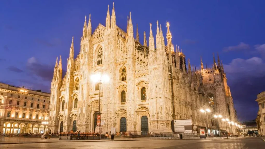 Imagem Duomo de Milao arquitetura gotica do artigo O Desenvolvimento da Arquitetura Gótica