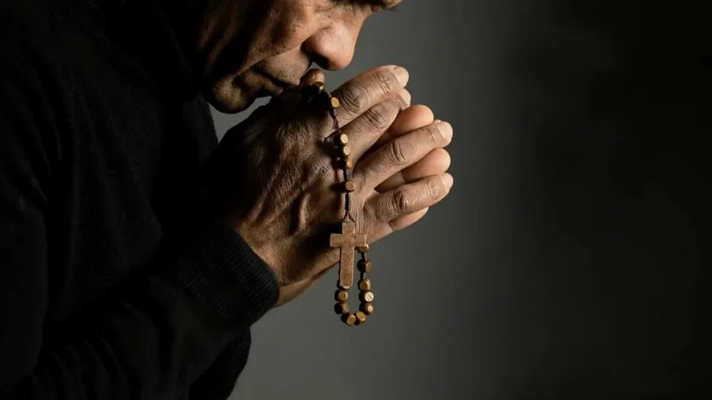 Sigamos o caminho do bem, pois Cristo nunca nos abandona