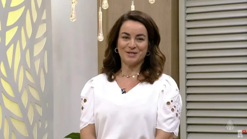Imagem Daniela Espindola do artigo Cuide-se: busque ajuda profissional!