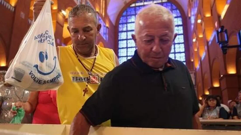 Imagem Gesto concreto terco dos homens do artigo Santuário Nacional motiva gesto concreto durante 15ª Romaria Nacional do Terço dos Homens