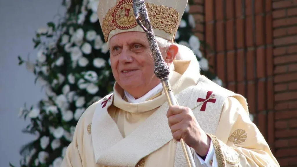 Imagem Papa Bento XVI do artigo Aos mestres com carinho
