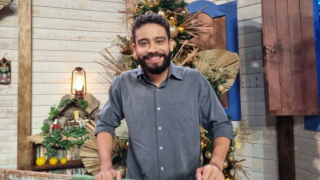 Imagem Pe Paulinho Juana Tannus TV Aparecida do artigo "Luar do Sertão" desta terça-feira homenageia as Folias de Reis