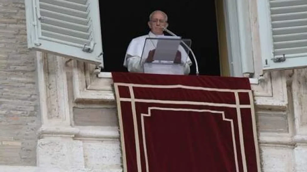 Imagem angelus papa 2 do artigo O Advento nos dá um horizonte de esperança, disse o Papa no Angelus