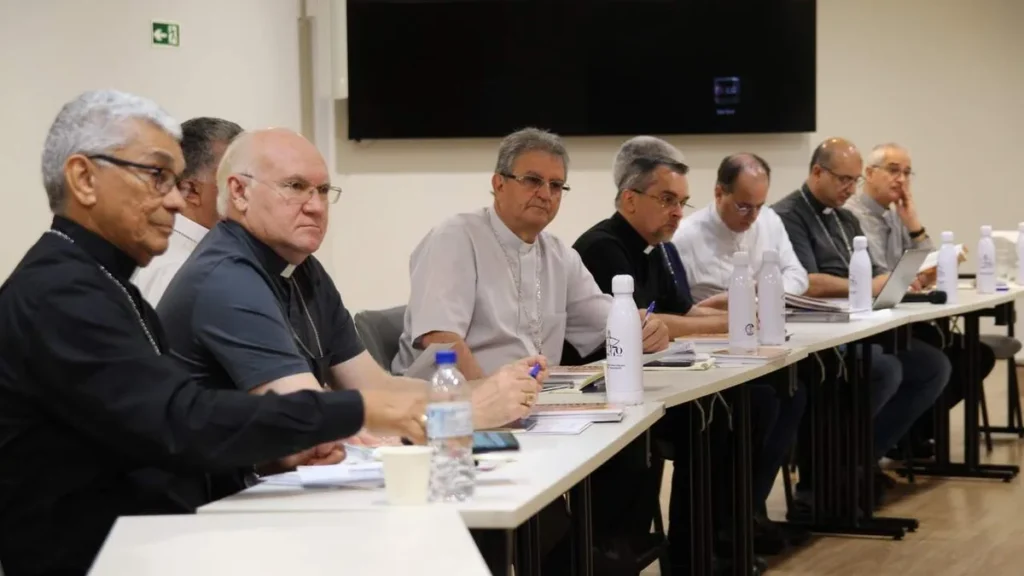 Imagem Encontro de Novos Bispos 2023 3 do artigo Novos bispos contam suas experiências em formação da CNBB