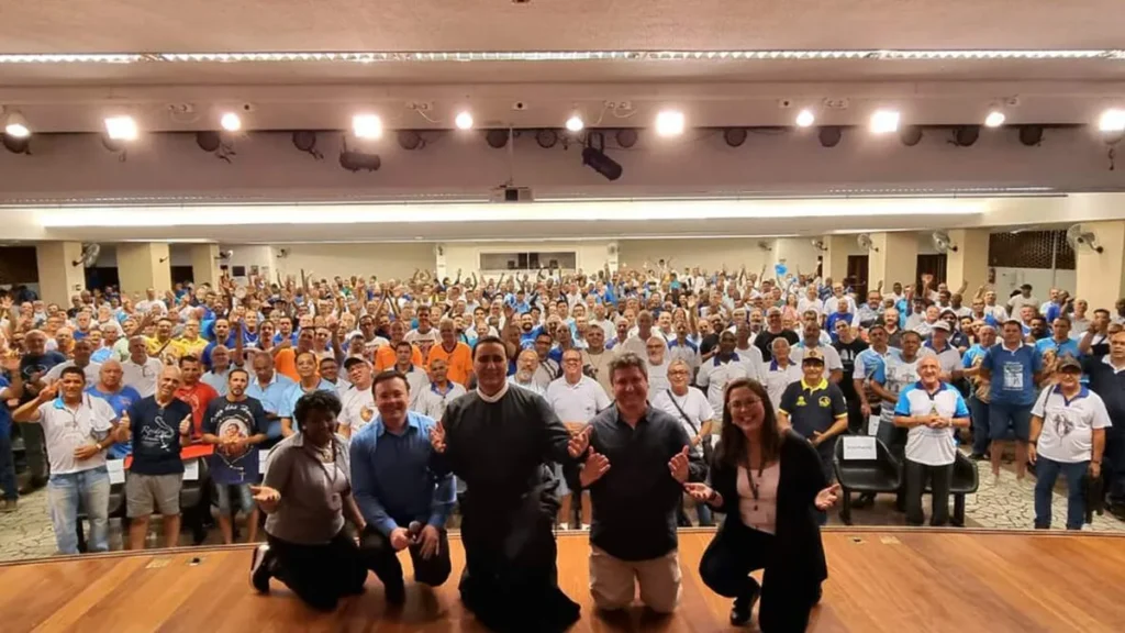 Imagem Encontro Coordenadores Terco dos Homens 1 do artigo Coordenadores do Terço dos Homens se reúnem em um encontro especial na Casa da Mãe Aparecida