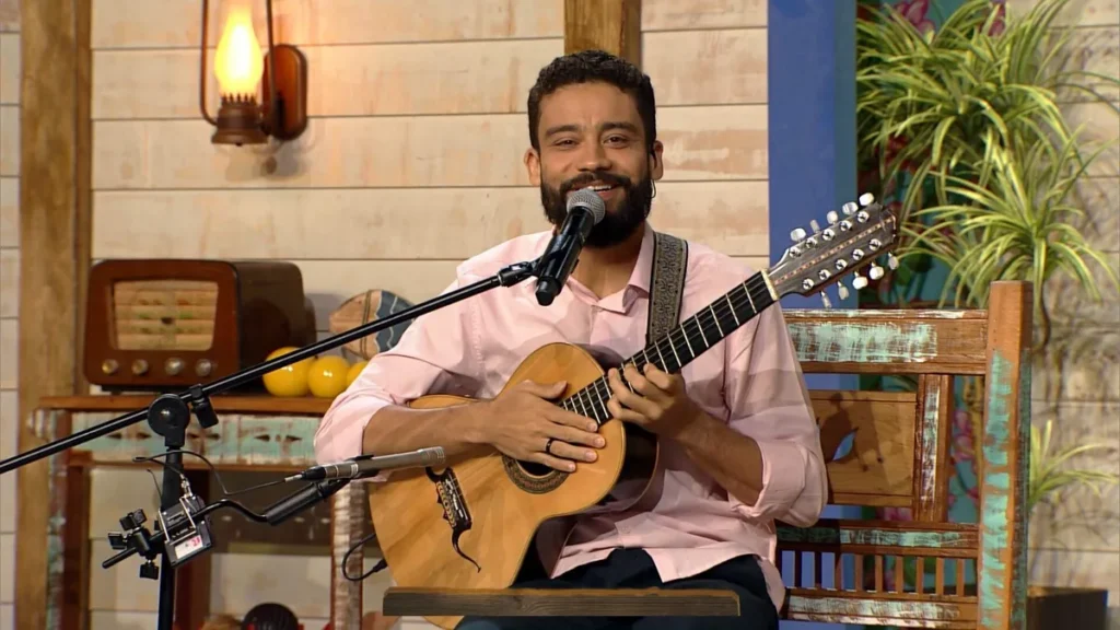 Imagem LDS 7 2 Reproducao TV Aparecida 1 do artigo "Luar do Sertão" recebe o violeiro Levi Ramiro nesta terça-feira