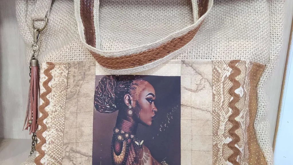 Imagem WhatsApp Image 2023 02 22 at 16.52.16 Easy Resize.com do artigo Bolsa Afro Zora (Costura Criativa) – Faça Você Mesmo