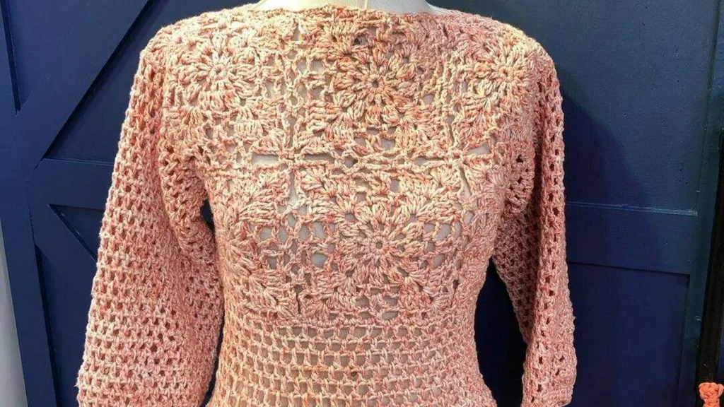 Imagem blusa croche do artigo Blusa em crochê (fio jeans) - Faça Você Mesmo