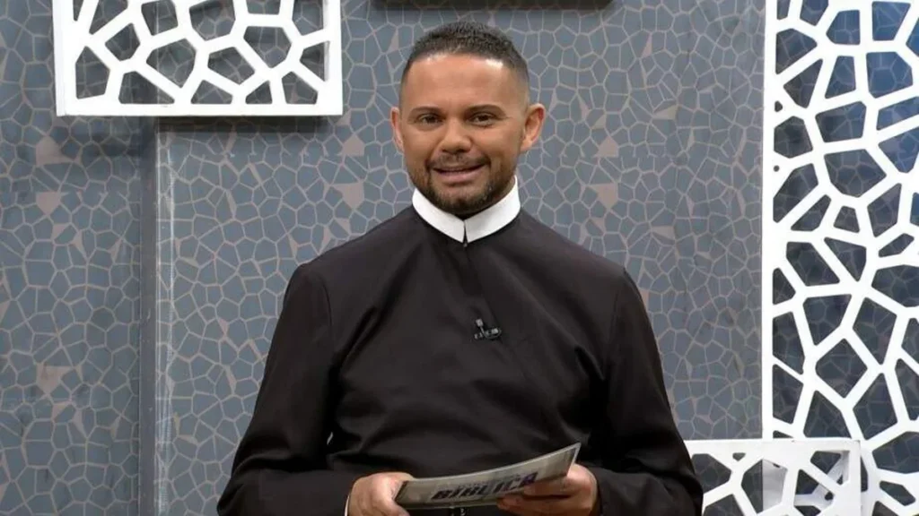 Imagem Padre Rodrigo Arnoso Jornada Biblica do artigo Jornada Bíblica dá continuidade ao estudo do Livro do Levítico