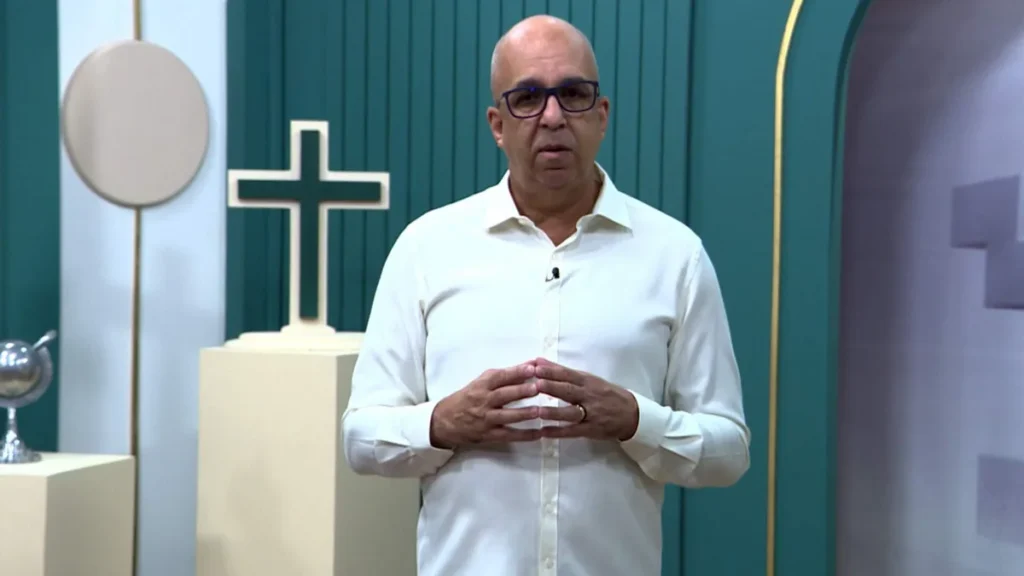 Imagem Dialogos Padre Mauro destaque Easy Resize.com do artigo Reveja: Diálogos reflete sobre o Pontificado do Papa Francisco