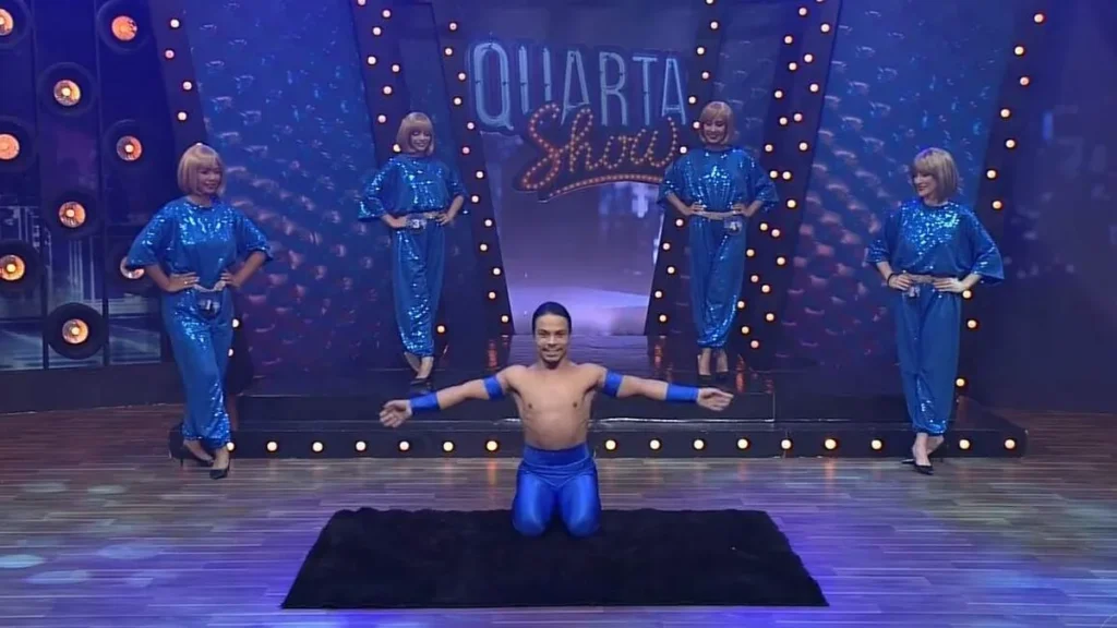 Imagem quarta show do artigo Grande show de contorcionismo do artista circense Andrei Morais