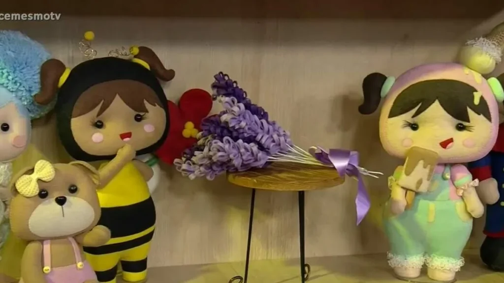 Imagem faca voce mesmo do artigo Saiba como fazer um charmoso Buquê de Lavanda em feltro