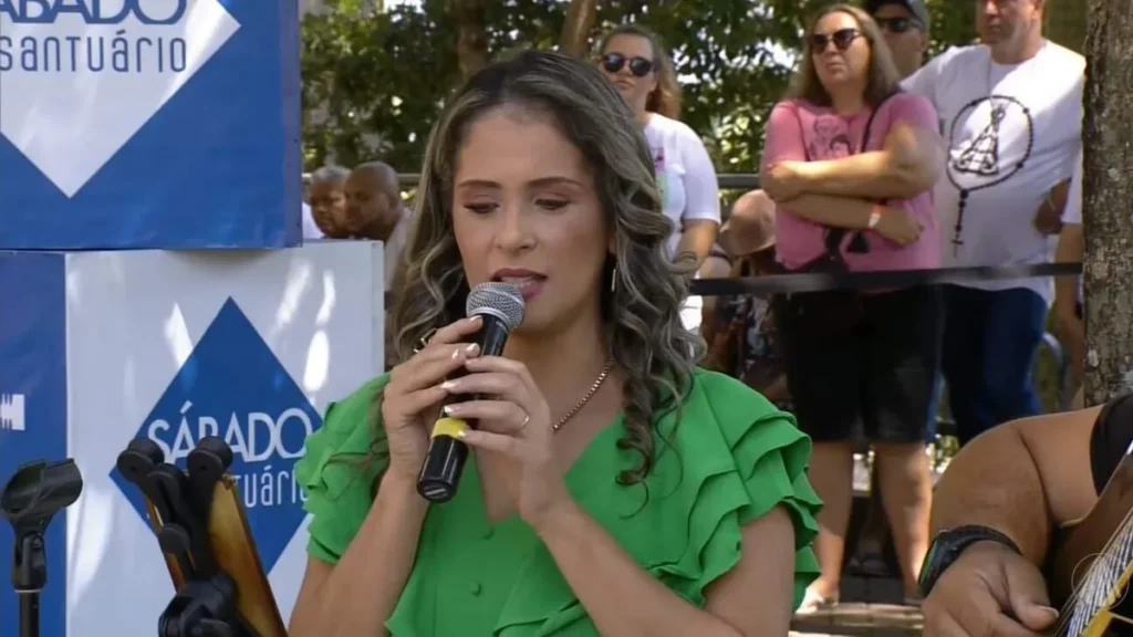Imagem sabado no santuario do artigo Músicas para rezar e pedir bênçãos à Mãe Aparecida
