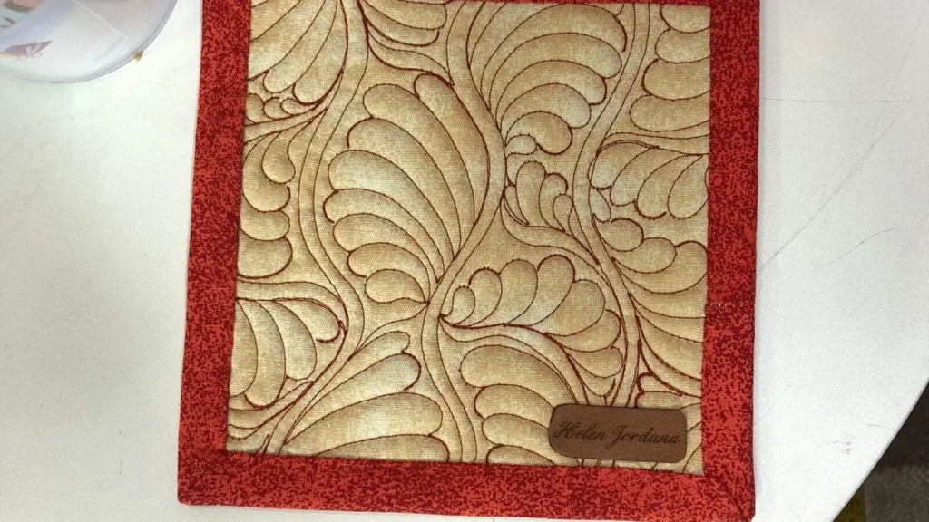 Imagem tapetinho de caneca do artigo Tapetinho de caneca Emoldurado em Quilting Livre - Faça Você Mesmo