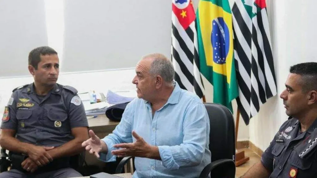 Reunião em Cachoeira Paulista define atividade delegada para segurança em escolas